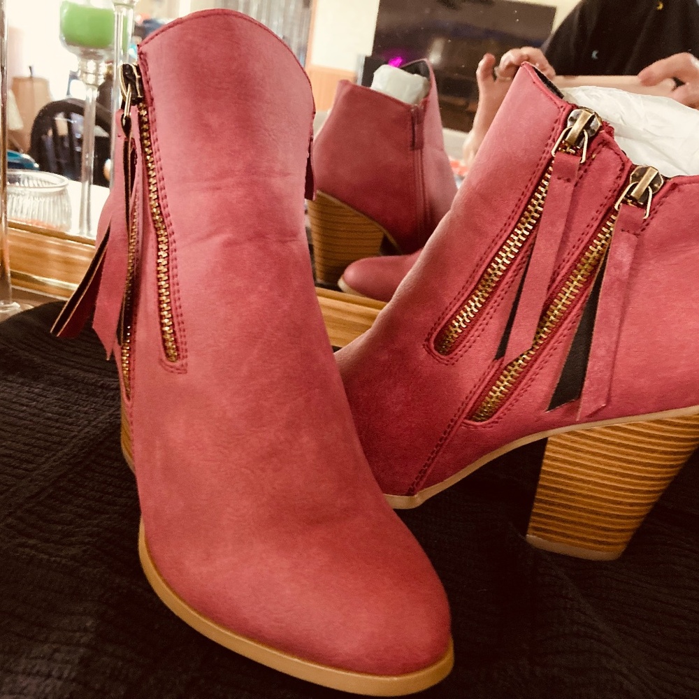 Cutest Pink Suede Boots